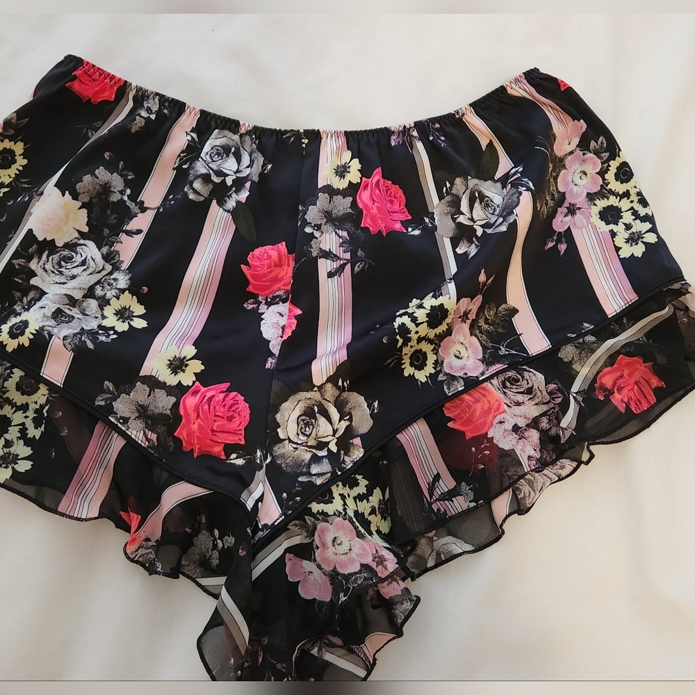 Victoria's Secret Satin Shorts Size S